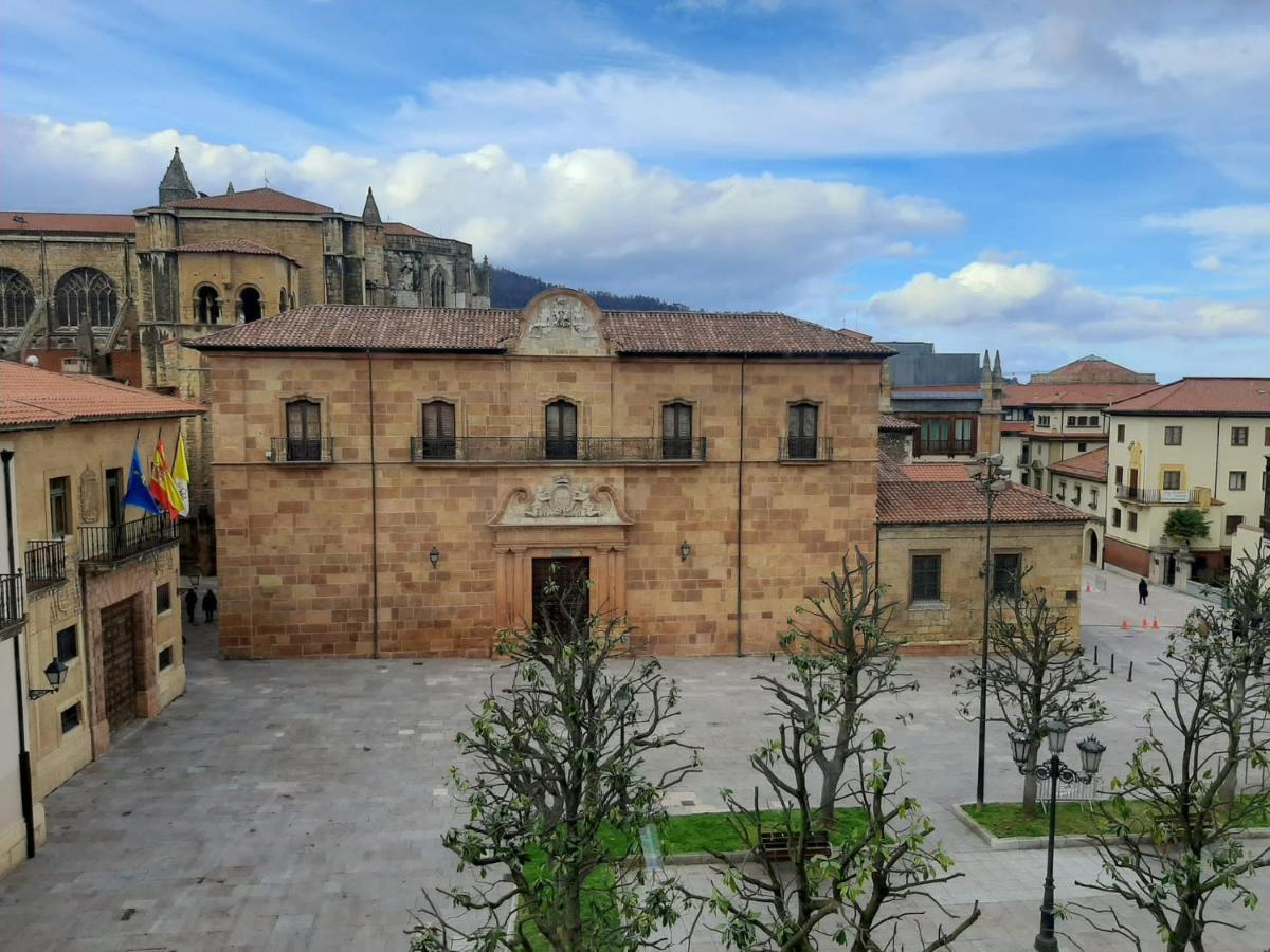 Apartamento Wamba - La Catedral Oviedo Buitenkant foto