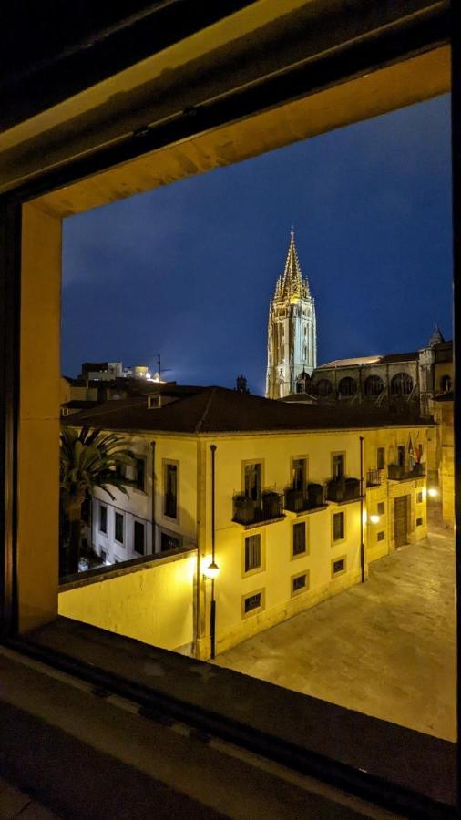 Apartamento Wamba - La Catedral Oviedo Buitenkant foto